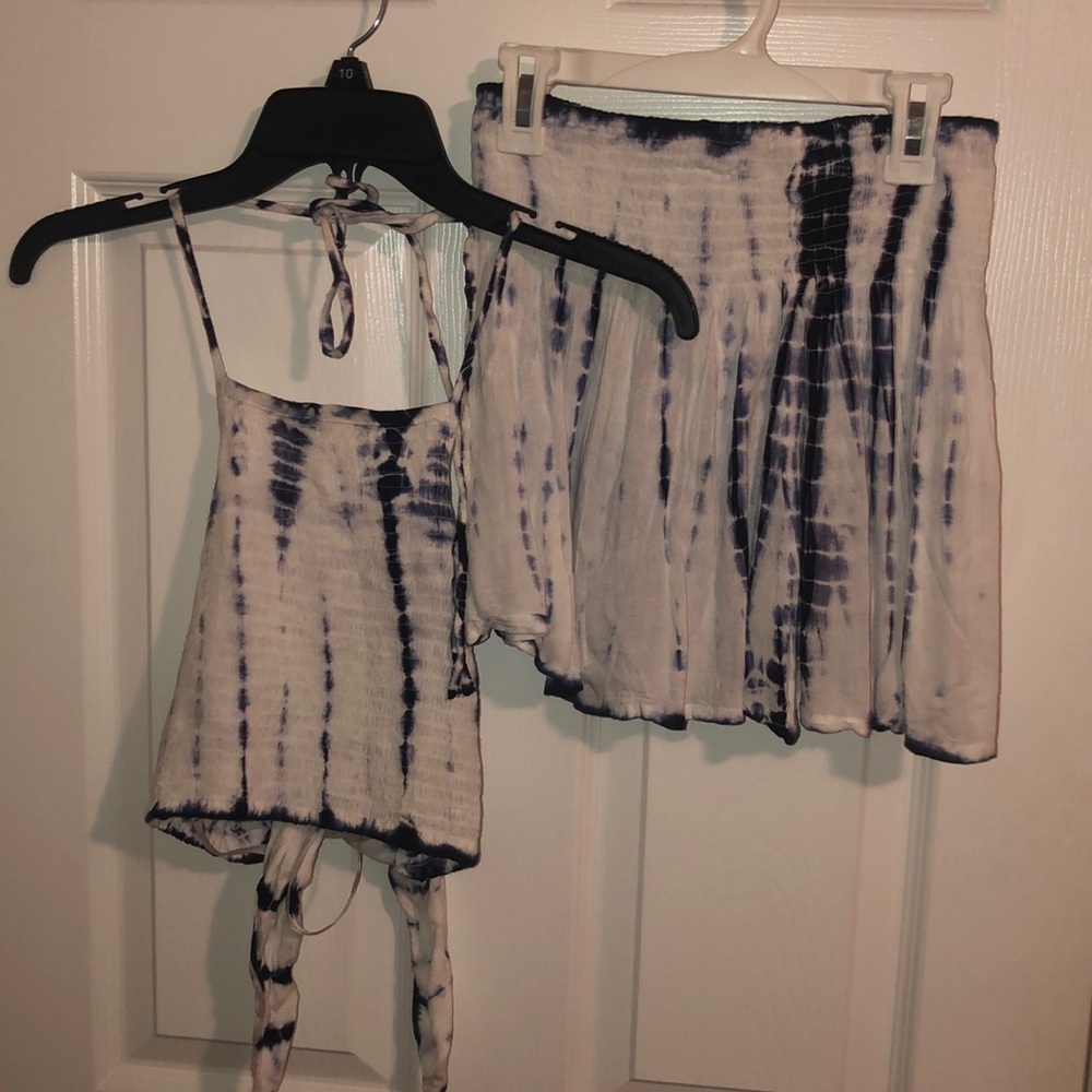 beach two piece set crop top and skirt